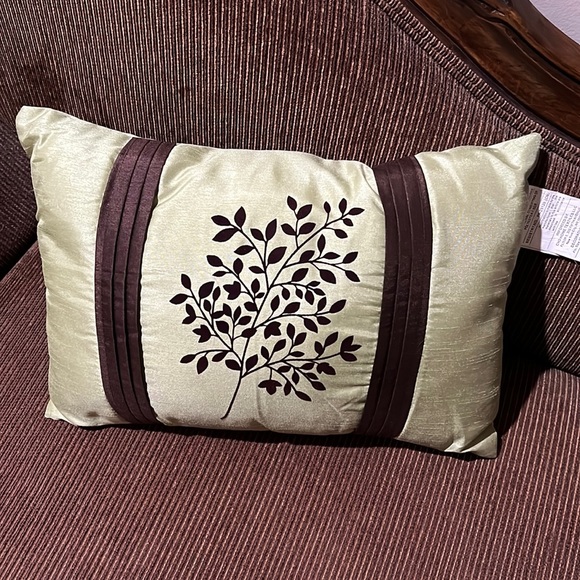 Home decor - Picture 1 of 6